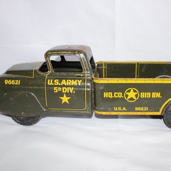 Vintage Marx Toys F268 Green U.S. ARMY 5th DIV Tin Truck - Picture 1 of 16